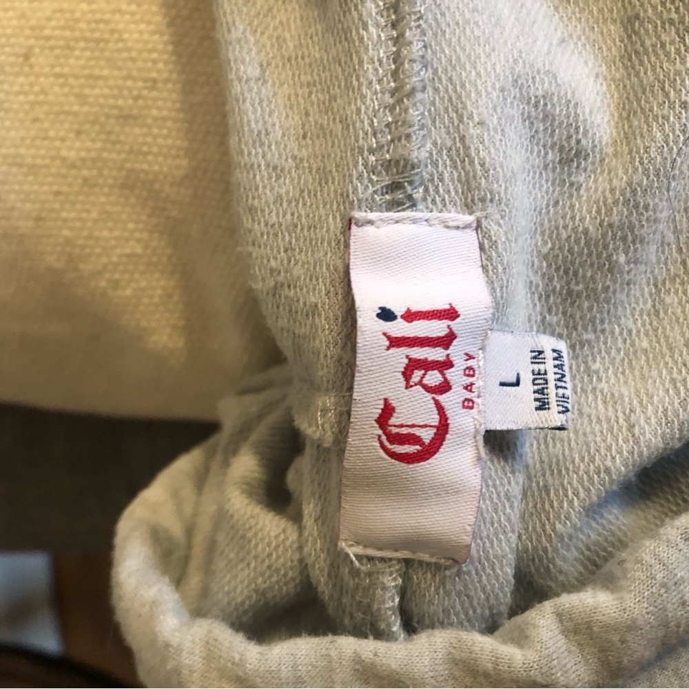 Hoodie. Cali brand size large - Picture 5 of 5